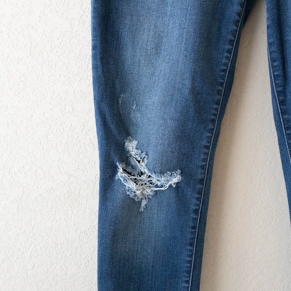 Judy Blue Skinny Jeans Size 11/30 Distressed Stretch Mid Rise Raw Hem - Picture 7 of 9